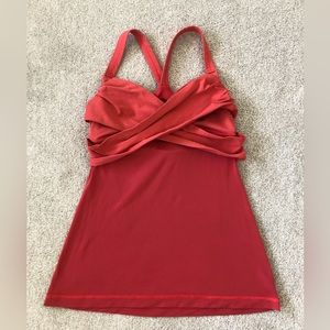 🌟Lululemon Crossed Front Top🌟
